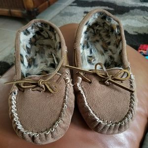 ** SOLD** Aldo fur lined loafers/moccasins
